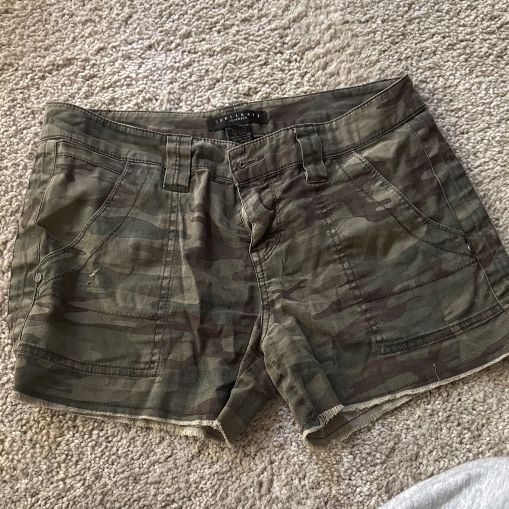 Sanctuary Camouflage Cargo Shorts